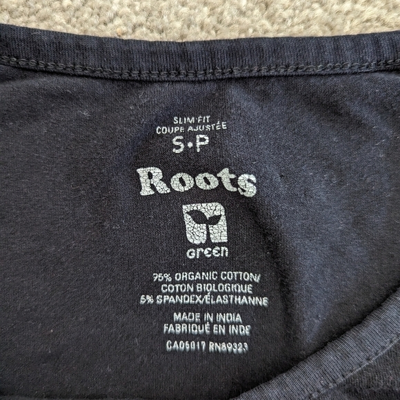 Roots organic cotton black Tshirt women's size Small - Picture 3 of 6